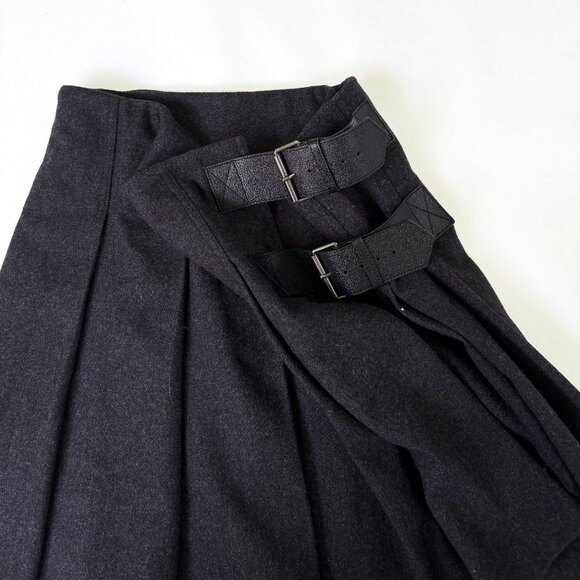 ❌ SOLD❌ BURBERRY Brit Belted Wool Skirt - Picture 3 of 11